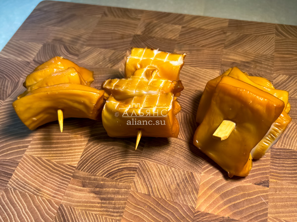 Шашлычок из кальмара х/к в Чите