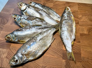 Арахис в глазури со вкусом тайский перец: Тарань вяленая (Азовская)