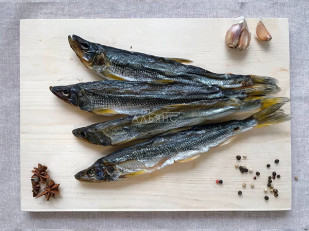 Густера вяленая: Корюшка вяленая без икры