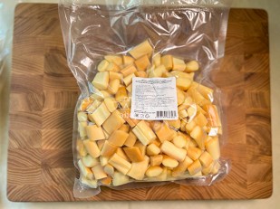 Сыр Чечил паутинка (зелень чеснок)  500 гр.: Сырный продукт ФЕРМЕРСКИЙ бочонок копченый