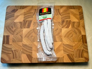 Бастони Палочки свиные острые: Колбаски сыровяленые Mini Fuet 