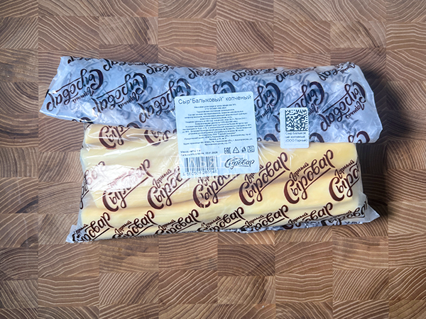 Сыр 1 кг ГОРНЫЙ СЫРОВАР (Балыковый копчёный) в Чите